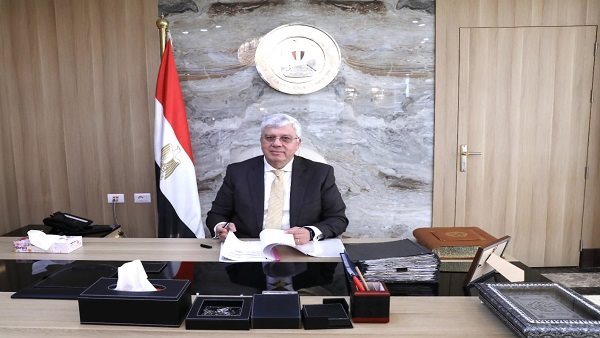 الدكتور أيمن عاشور وزير التعليم العالي