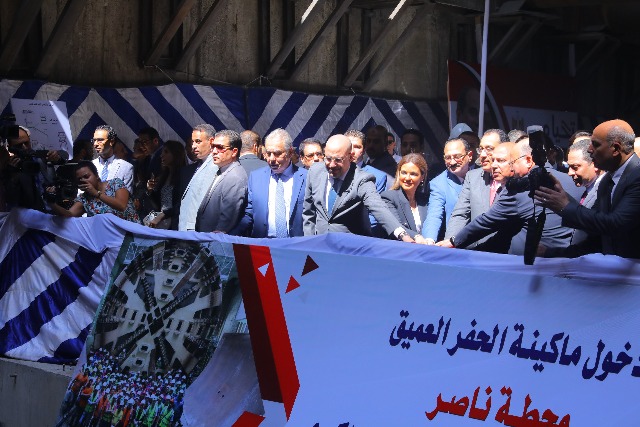 مدبولى يشهد دخول ماكينة الحفر العميق لمحطة ناصر 