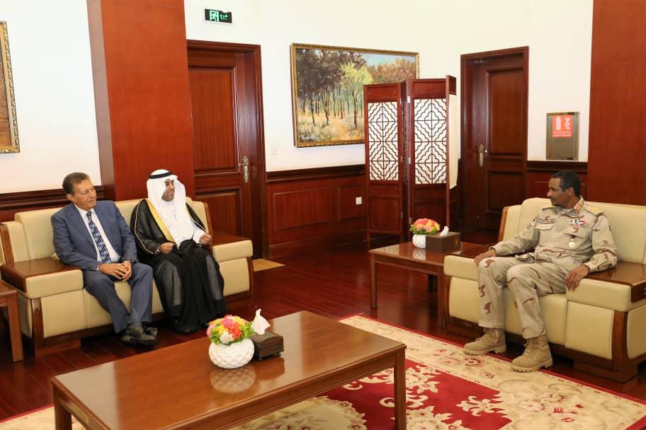 نائب رئيس المجلس العسكري الانتقالي بالسودان يلتقي برئيس البرلمان العربي 