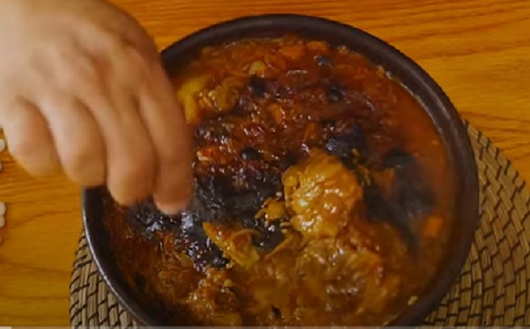 طاجن عكاوى بلسان العصفور 