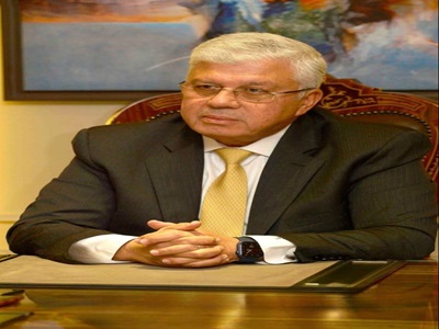 د. أيمن عاشور وزير التعليم العالي والبحث العلمي