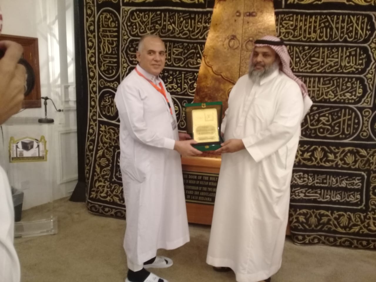 عبدالعاطى يتفقد أماكن مخيمات الحجاج المصريين بصعيد عرفات ويطمئن على خطة التفويج