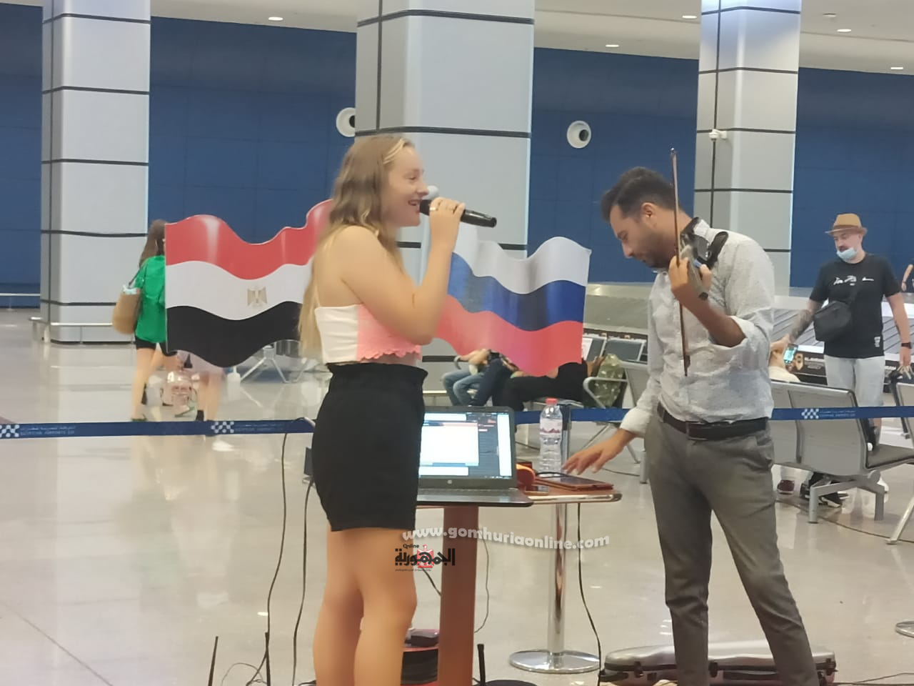 805  سياح رقصوا على المزمار البلدي.. فرحة روسية بالعودة لاحضان الطبيعة المصرية (فيديو وصور)