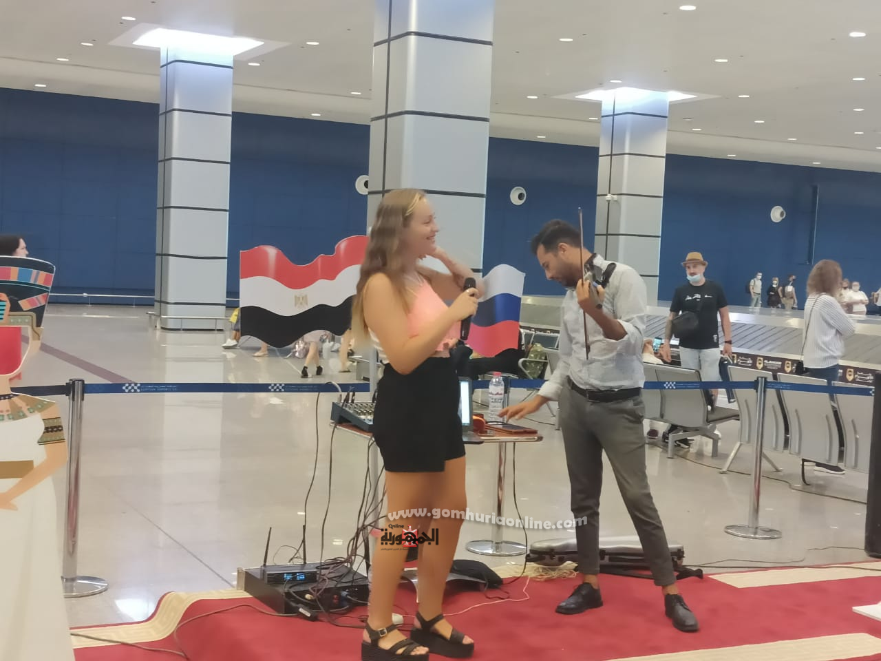 805  سياح رقصوا على المزمار البلدي.. فرحة روسية بالعودة لاحضان الطبيعة المصرية (فيديو وصور)