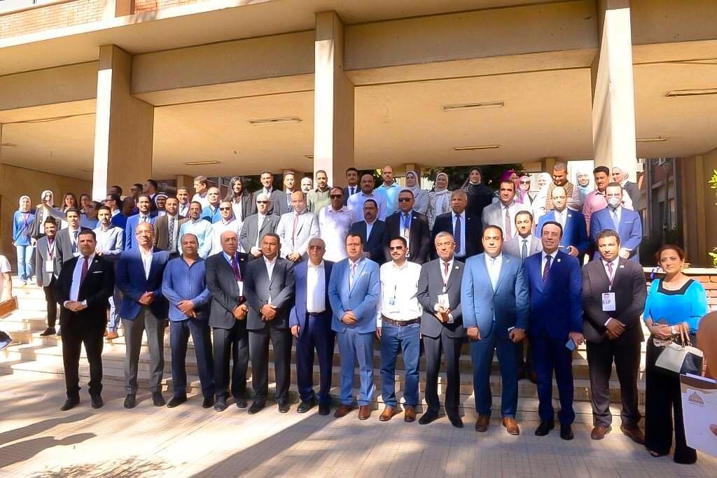 «رشاد» يشارك بالجلسة الختامية ل«نموذج محاكاة مجلس النواب» بجامعة أسيوط