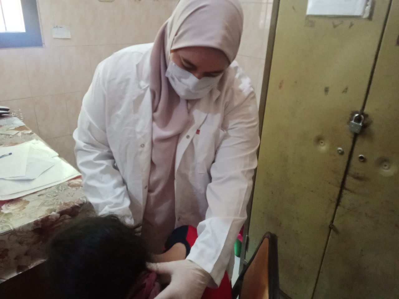 الكشف على  1316 مريضاً  فى قافلة علاجية بميت غمر 