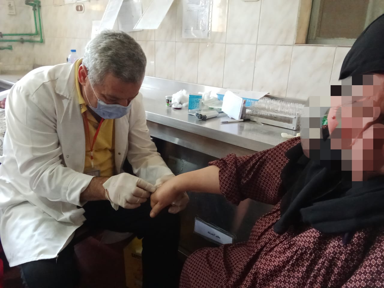الكشف على  1316 مريضاً  فى قافلة علاجية بميت غمر 