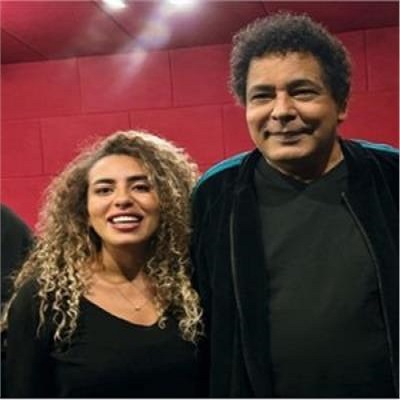 محمد منير ومنة عدلي القيعي 
