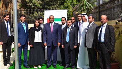سفارة الإمارات بالقاهرة تحتفل بيوم العلم