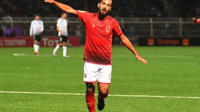 وليد سليمان يحرز الهدف الأول للأهلي في مرمى الترجي