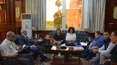 محافظ الأقصر يستقبل وفد مؤسسة هيرمس