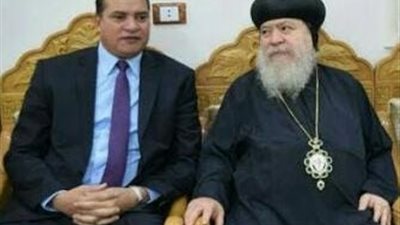 رئيس جامعة سوهاج يطمئن على عودة الناجين من الحادث الإرهابي