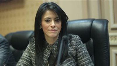 وزيرة السياحة تُغادر مطار القاهرة متوجهة إلى العاصمة البريطانية للمشاركة فى فعاليات بورصة لندن WTM