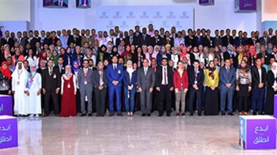 16 دولة عربية وإفريقية شكرا الرئيس السيسى.. راعى شباب العالم