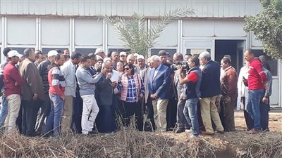 وزير الزراعة يفتتح موسم الصيد بالمجمع السمكي بالمنزلة