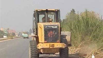 الزقازيق تتابع حملات النظافة وازالة الاكشاك المخالفة