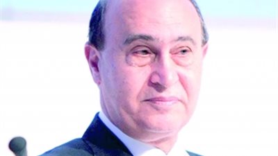 مميش : الرئيس متابع جيد لتطورات العمل فى المنطقة ولا خوف على قناة السويس من الطرق البديلة
