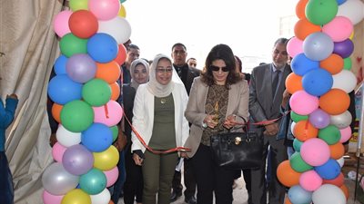 افتتاح معرضاً للملابس الشتوية بكلية الحقوق جامعة السادات