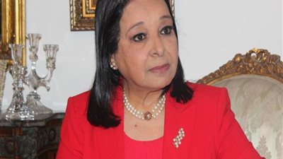تكريم انيسة حسونة بالمؤتمر الدولي للتميز والجودة