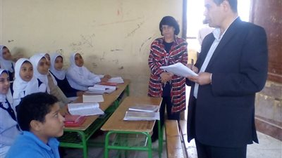 احالة مدرستين بالخانكة للتحقيق
