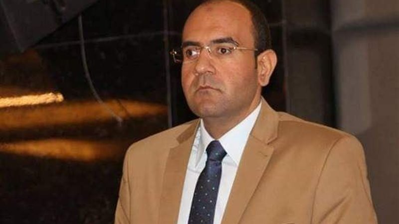 الدكتور مصطفى ابوزيد