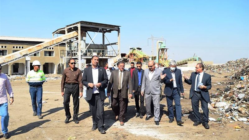 محافظ سوهاج خلال