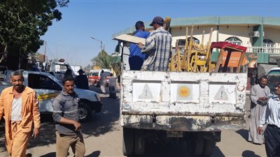 إزالة 186 حالة إشغال وتنفيذ 3 قرارات إزالة إشغالات أخرى فى حملة مكبرة بإدفو