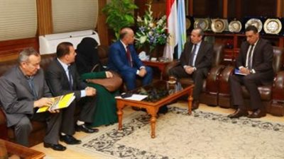 .محافظ كفرالشيخ يناقش إنشاء أول منطقة لوجستية متكاملة مع لجنة جهاز تنمية التجارة الداخلية على مساحة 20 فدان بشمال المحاف