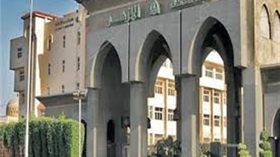 مد العمل بمعرض الكتاب بجامعة الأزهر لمدة أسبوع آخر