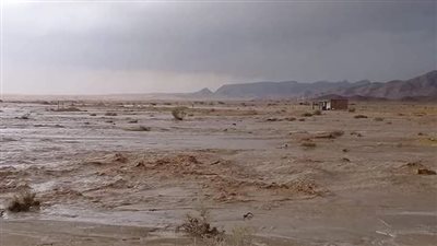 فتح طريق وادي سدر النفق امام السيارات.. وامطار متوسطة متقطعة علي كافة مدن المحافظة