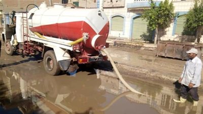 الحامول ازالت مخلفات الأمطار من شوارع المدينة