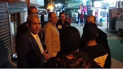 نائب المطرية يتفقد حملة الإنارة لليوم الرابع على التوالي