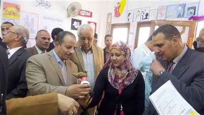 افتتاح معرض الفنون التشكيليه بادارة ابو تشت التعليميه