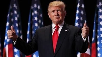 ترامب يؤيد إطلاق عبوات الغاز المسيل للدموع على طالبى اللجوء
