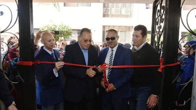 محافظ الشرقية يفتتح وحدة الغسيل الكلوي بمستشفى ديرب نجم