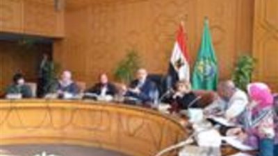 محافظ الاسماعيلية يلتقي بعضوات المجلس القومى للمرأة بتشكيله الجديد