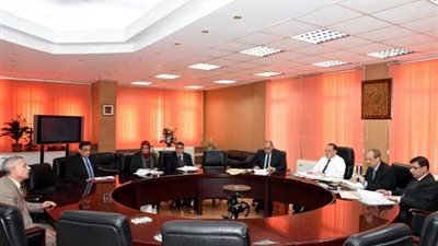 غراب يترأس لجنة لإختبار قيادات بالديوان العام والطب البيطري والشباب والرياضة