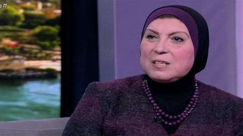 نيفين جامع