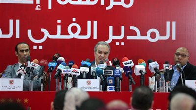 لاسارتي: أسعى لاكتشاف اللاعبين الموهوبين وأصحاب الشخصية