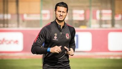 حارس الاهلى والمنتخب يحتفل بعيد ميلاده الثلاثين