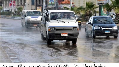 الفيضه الصغرى تغلق ميناء الاسكندرية للمره الثانية