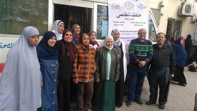 الكشف على 138 حالة امراض ثدى فى قافلة طبية بابو النمرس