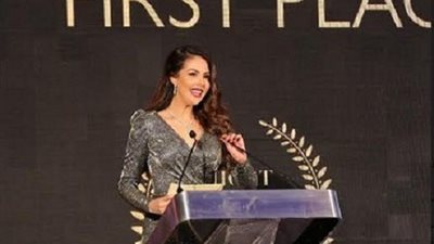 أمينة مغربي تقدم حفل ختام مهرجان 