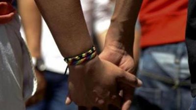 اعترفات شبكة بممارسة الفجور تضم عربيين وفتاة مصرية بالدقى