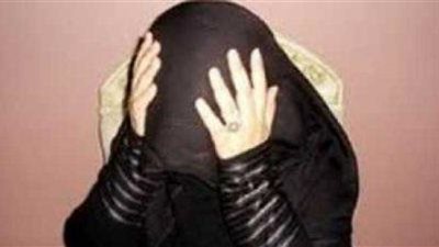تتخلص من عريسها بعد اسبوعين من الزفاف بمساعدة عشيقها