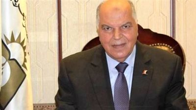 نقيب المعلمين يطالب بإعداد برامج رعاية طلابية تتناسب مع متطلبات التنمية