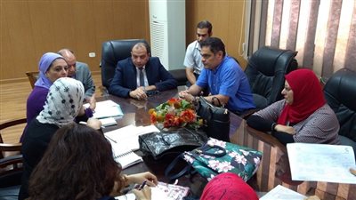 رئيس جامعة بنى سويف يبحث الجودة بكلية الطب