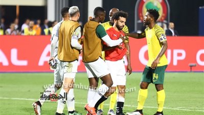 كواليس خناقة لاعبي المنتخب مع أجيري ورمزي عقب الهزيمة