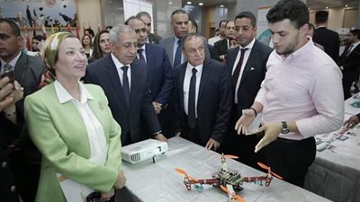 وزيرة البيئة تشهد احتفالية الأكاديمية العربية للعلوم والتكنولوجيا والنقل البحرى باليوم العالمى للبيئة