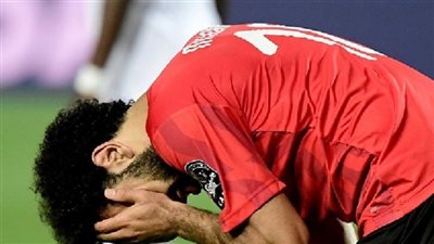 ناقد رياضي يكشف عن اصابة صلاح بمرض في الدم.. فيديو